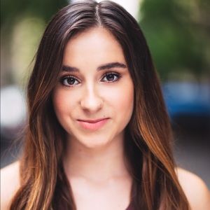 Meet your Posher, Talia